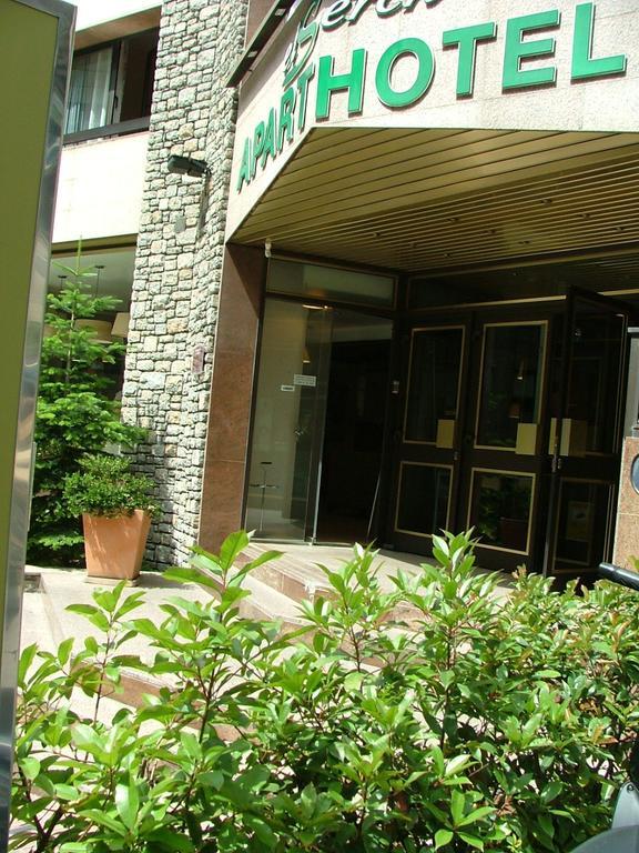 Aparthotel El Serch Andorra la Vella Eksteriør bilde
