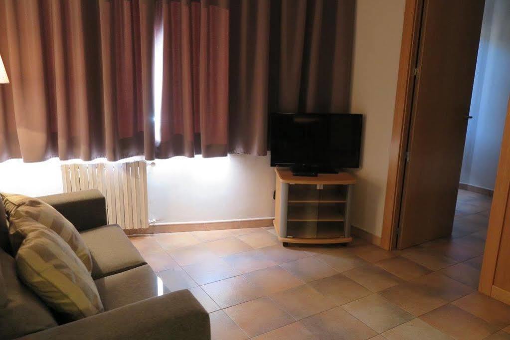 Aparthotel El Serch Andorra la Vella Eksteriør bilde
